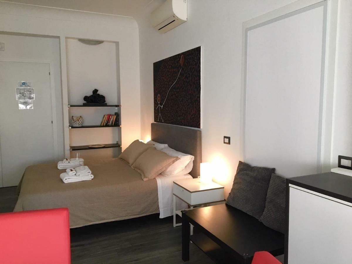 Triple Room Private External Bathroom