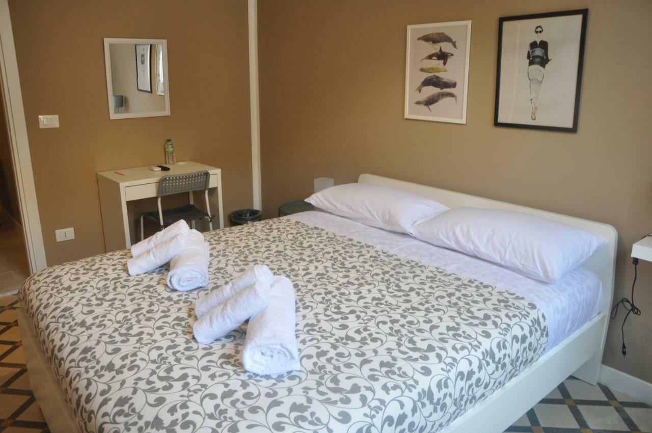 Double Room Private External Bathroom