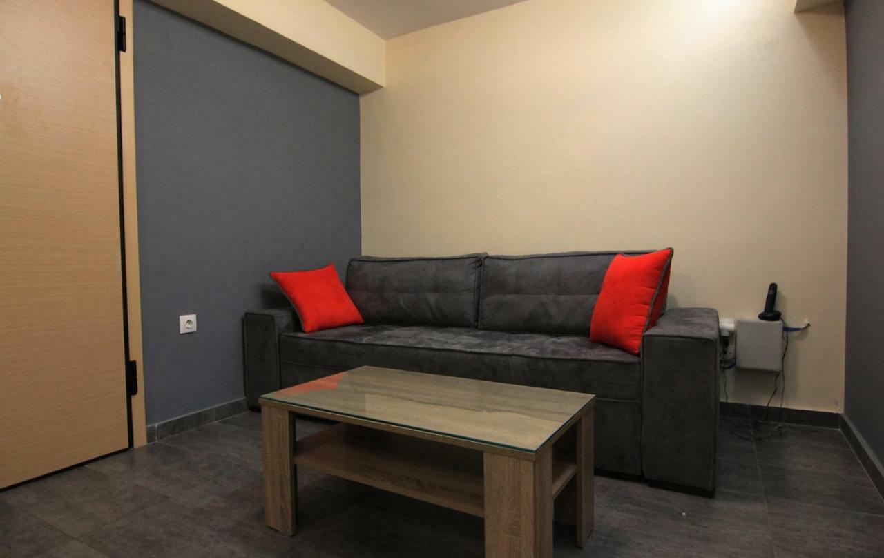 One-Bedroom Apartment Annex