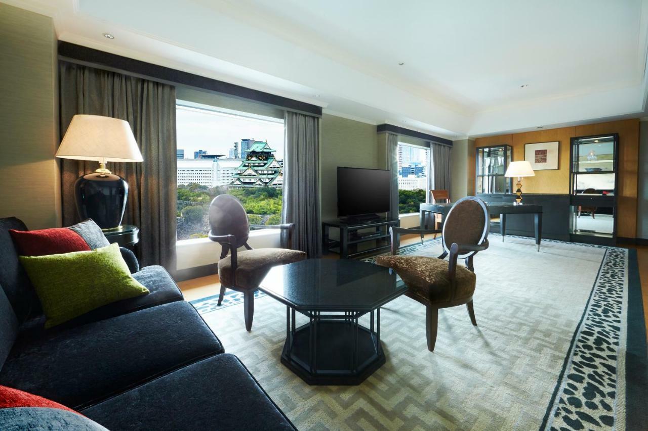 SuperiorSuite or Executive Suite Triple Non-Smoking
