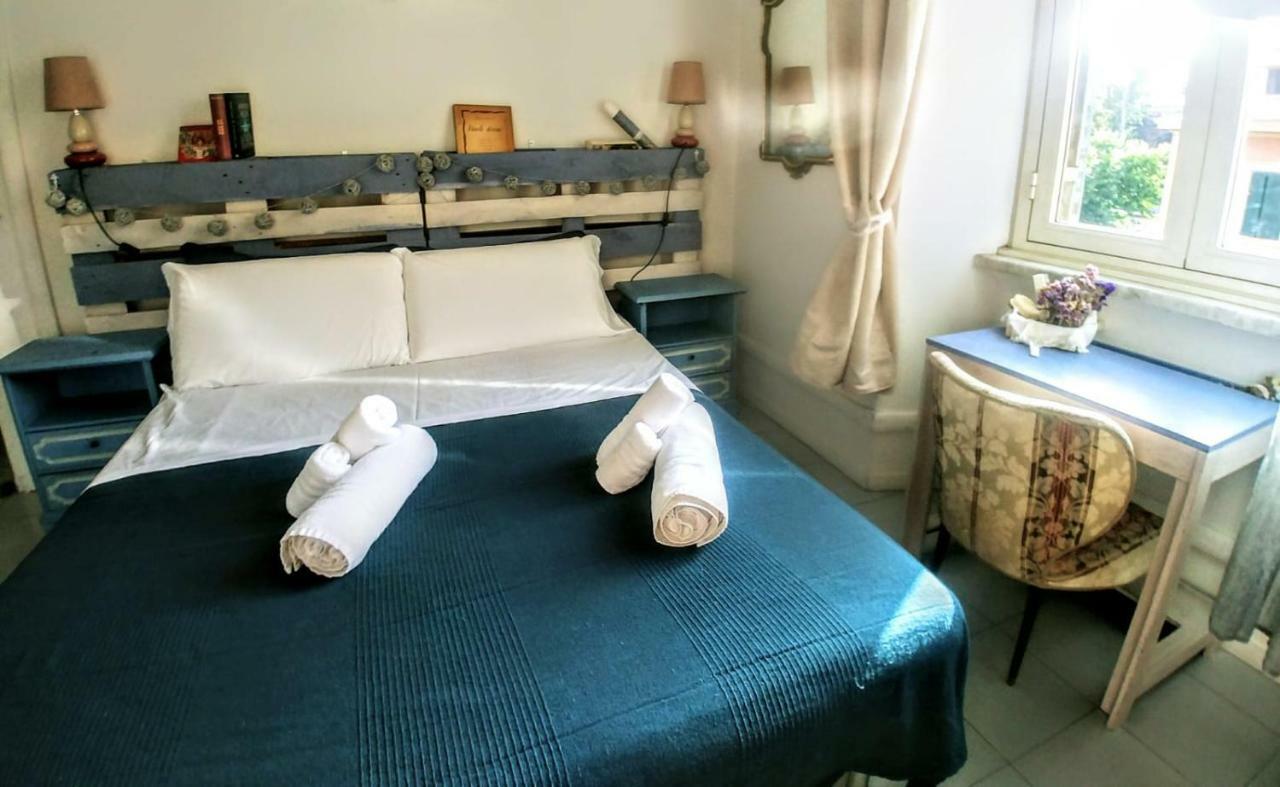 Double Room Private Bathroom