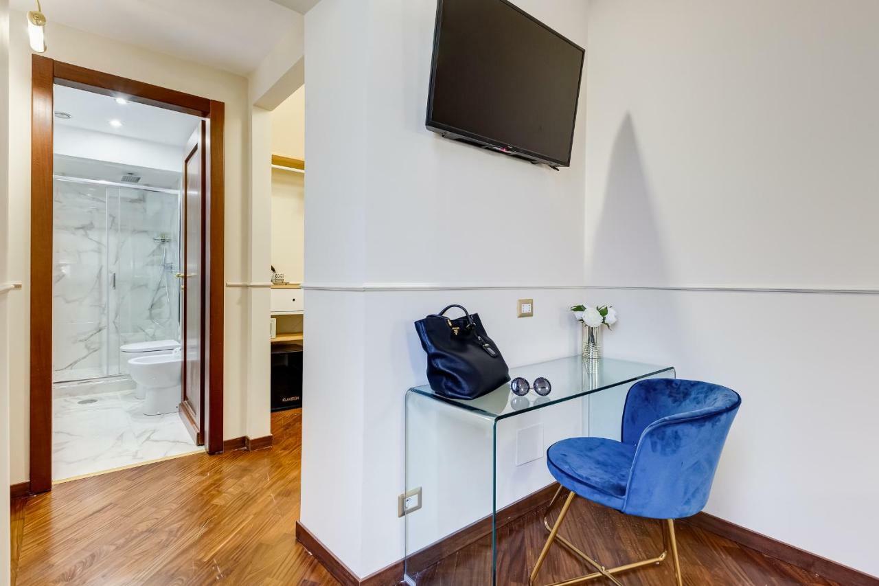 Standard Double Suite