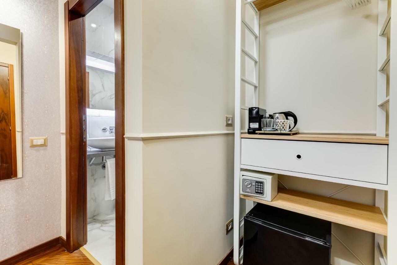 Standard Double Suite