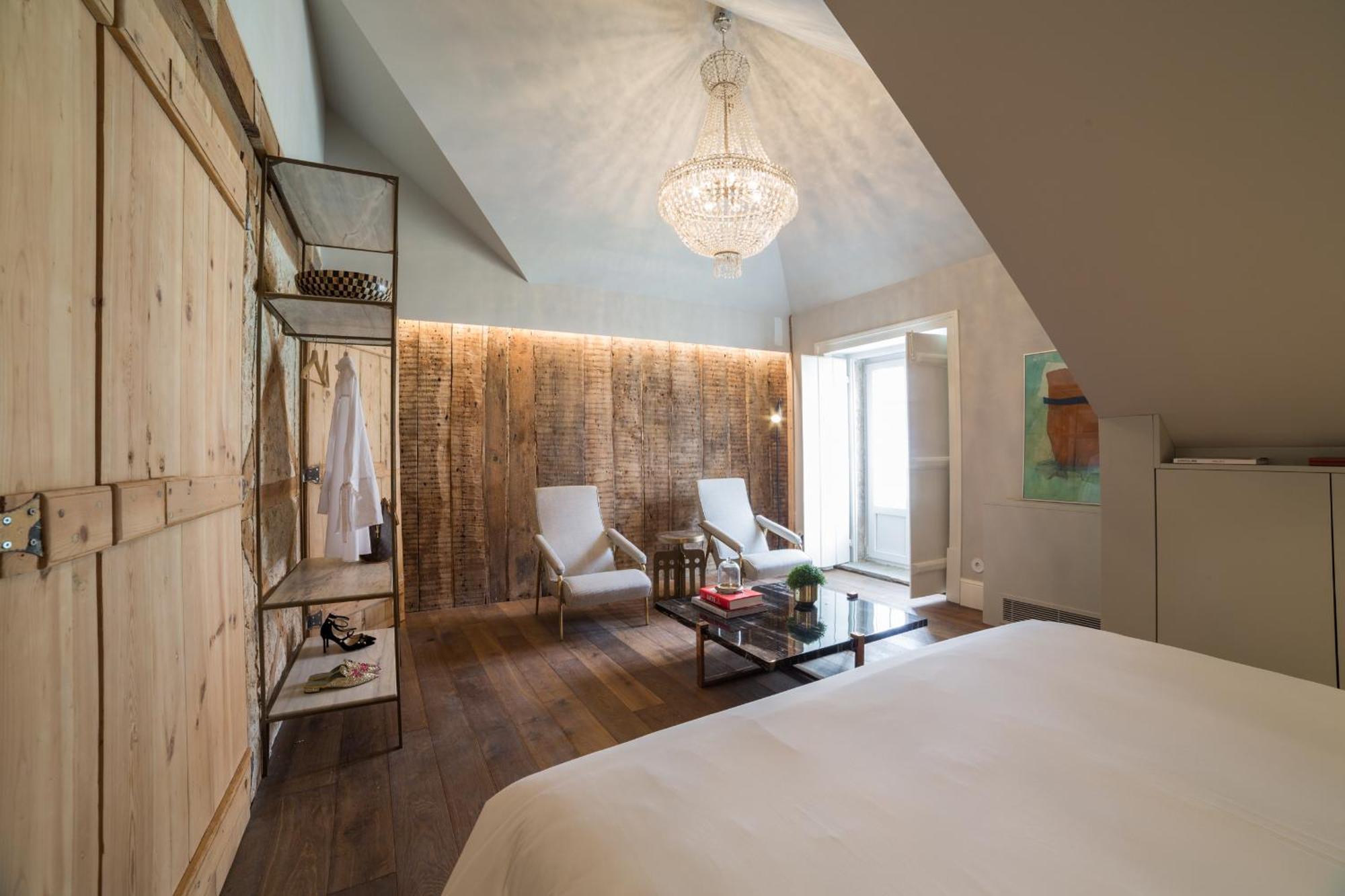 Deluxe Loft