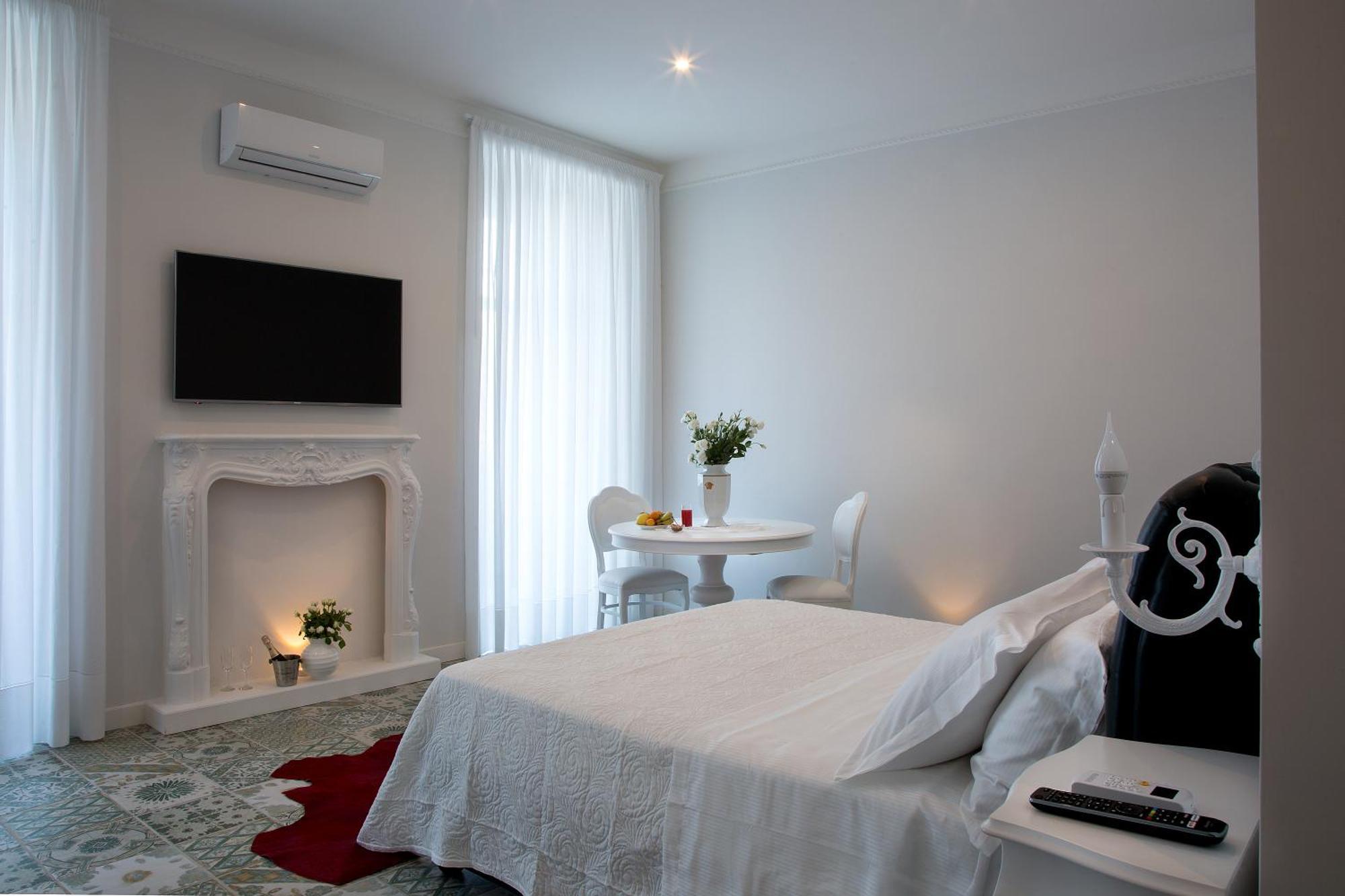 Queen Suite Spa Bath