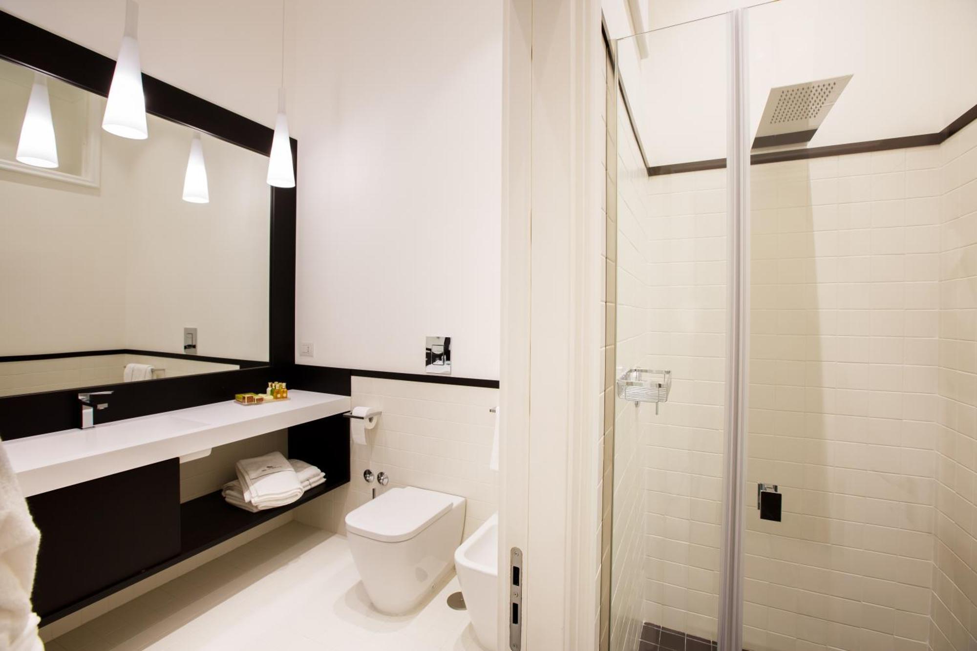 Double Room Private External Bathroom
