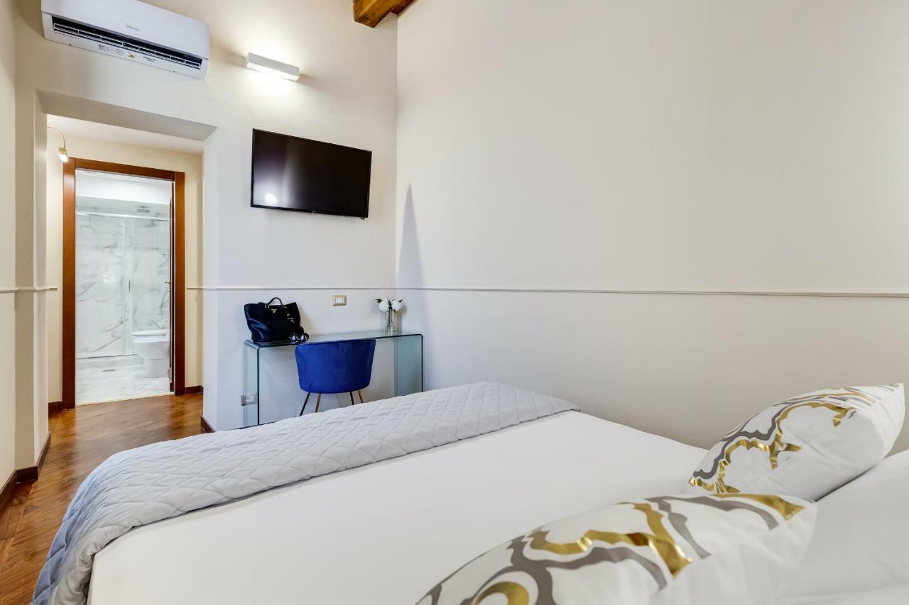 Standard Double Suite