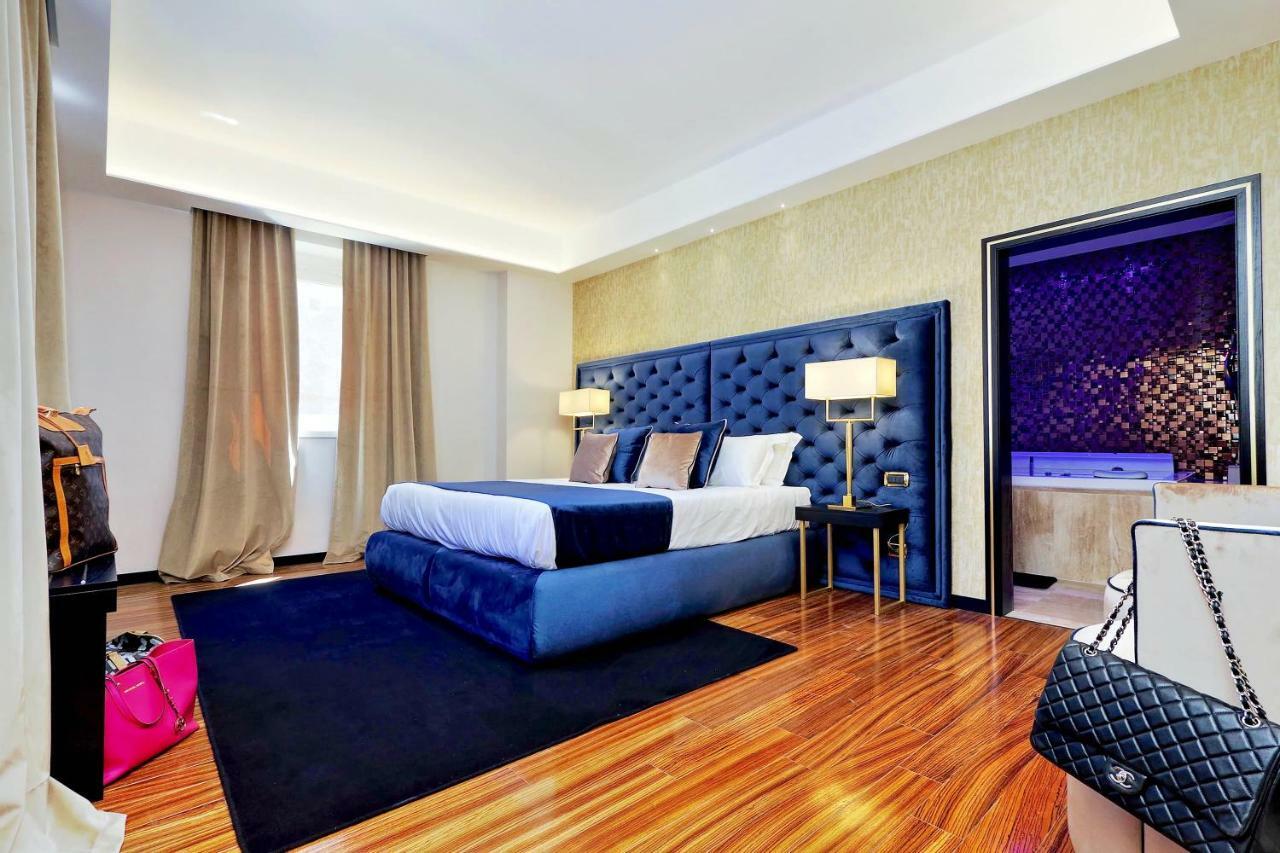 King Suite Spa Bath