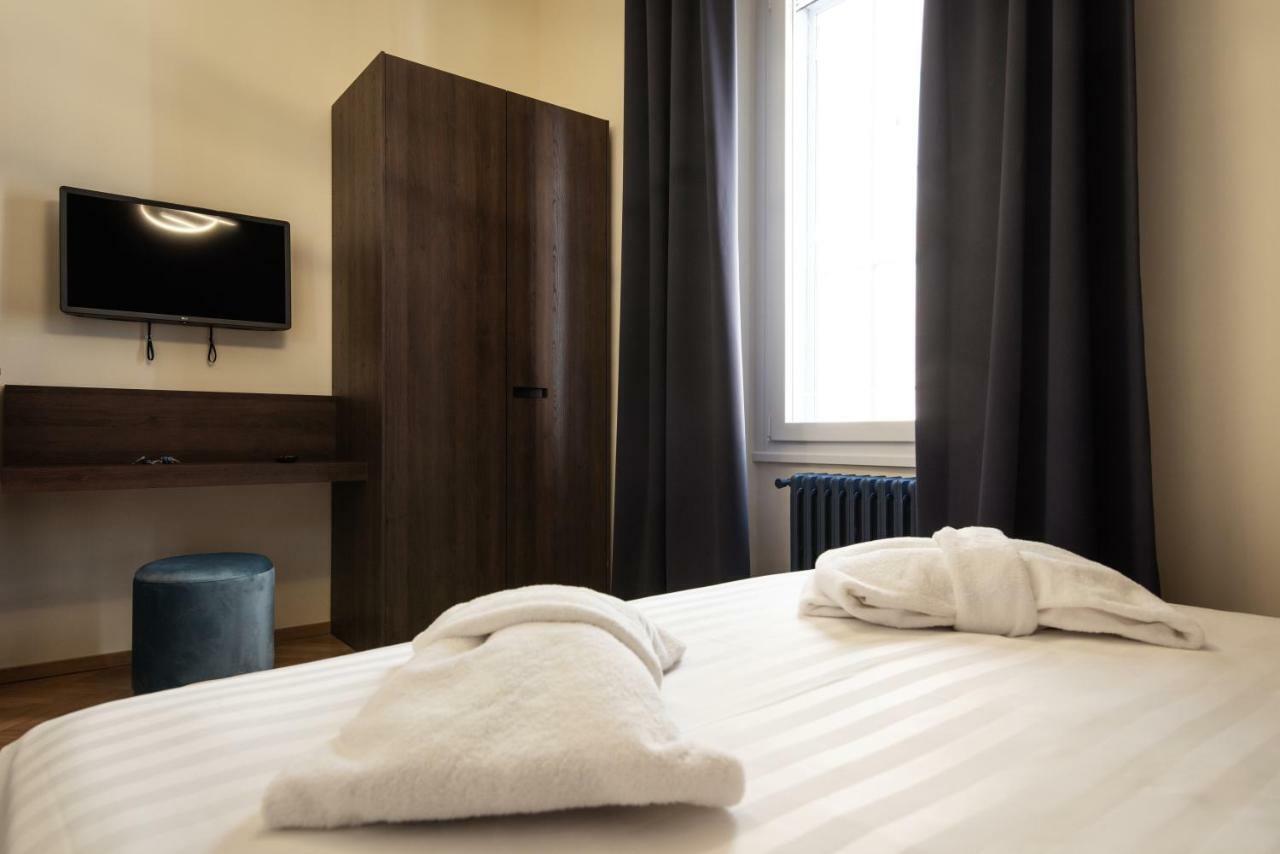 Double Room Private Bathroom