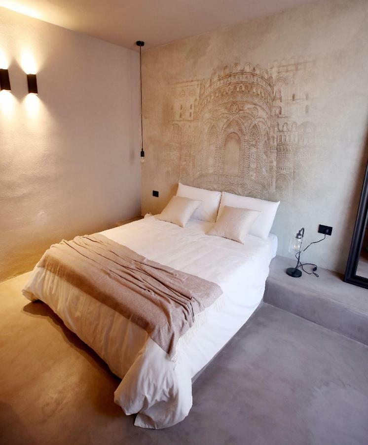 Deluxe Double Room Balcony