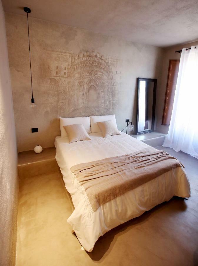 Deluxe Double Room Balcony