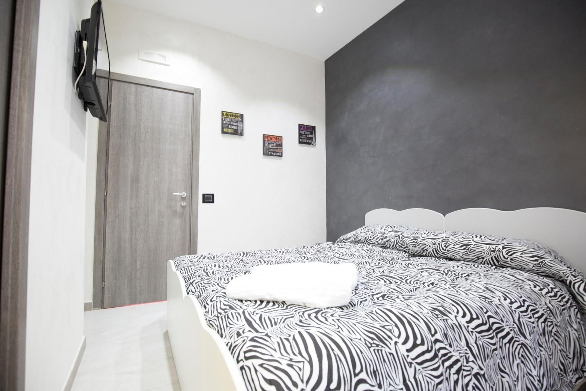 Double Room,843259982:JPEG