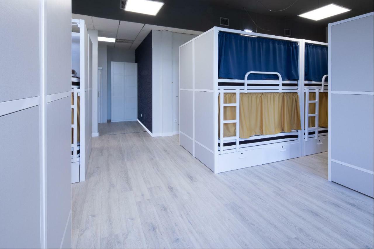 Bunk Bed Mixed Dormitory Room