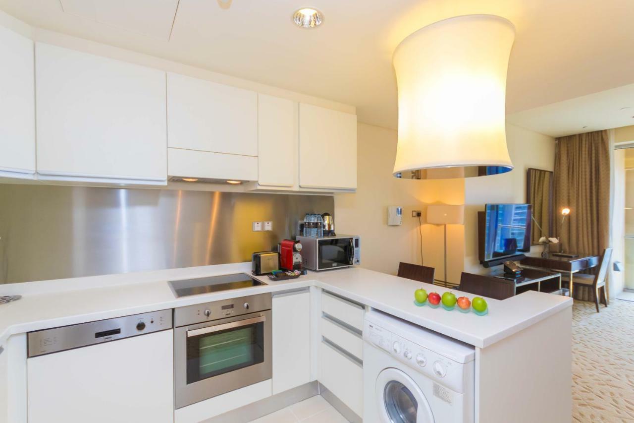 Large One-Bedroom Apartment