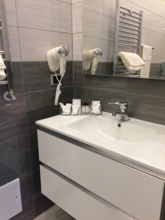 Deluxe Double Room Extra Bed