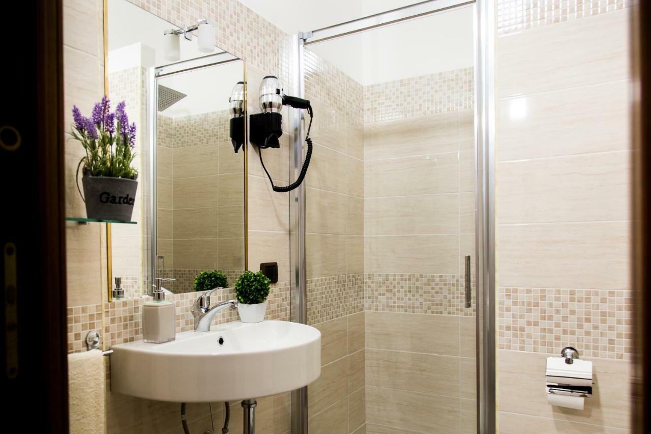Triple Room Private External Bathroom