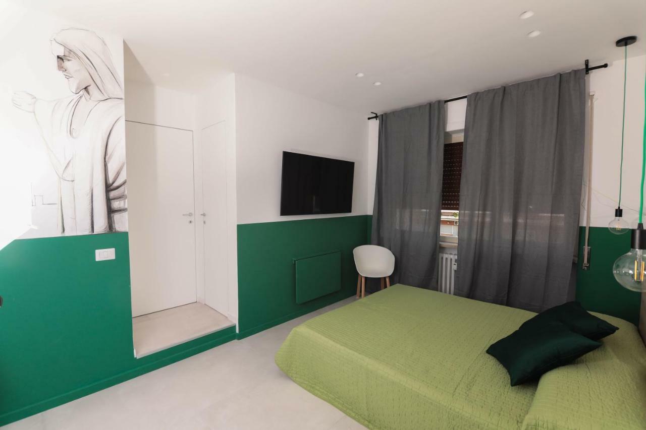 Double Room Private Bathroom