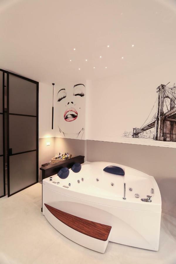 Suite Spa Bath