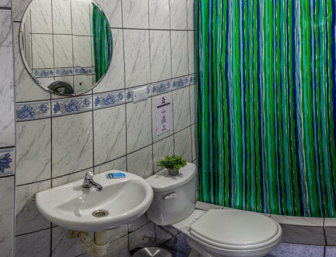 Quadruple Room Private Bathroom