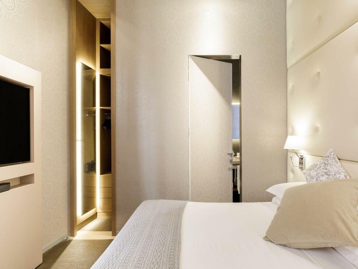 Queen Suite