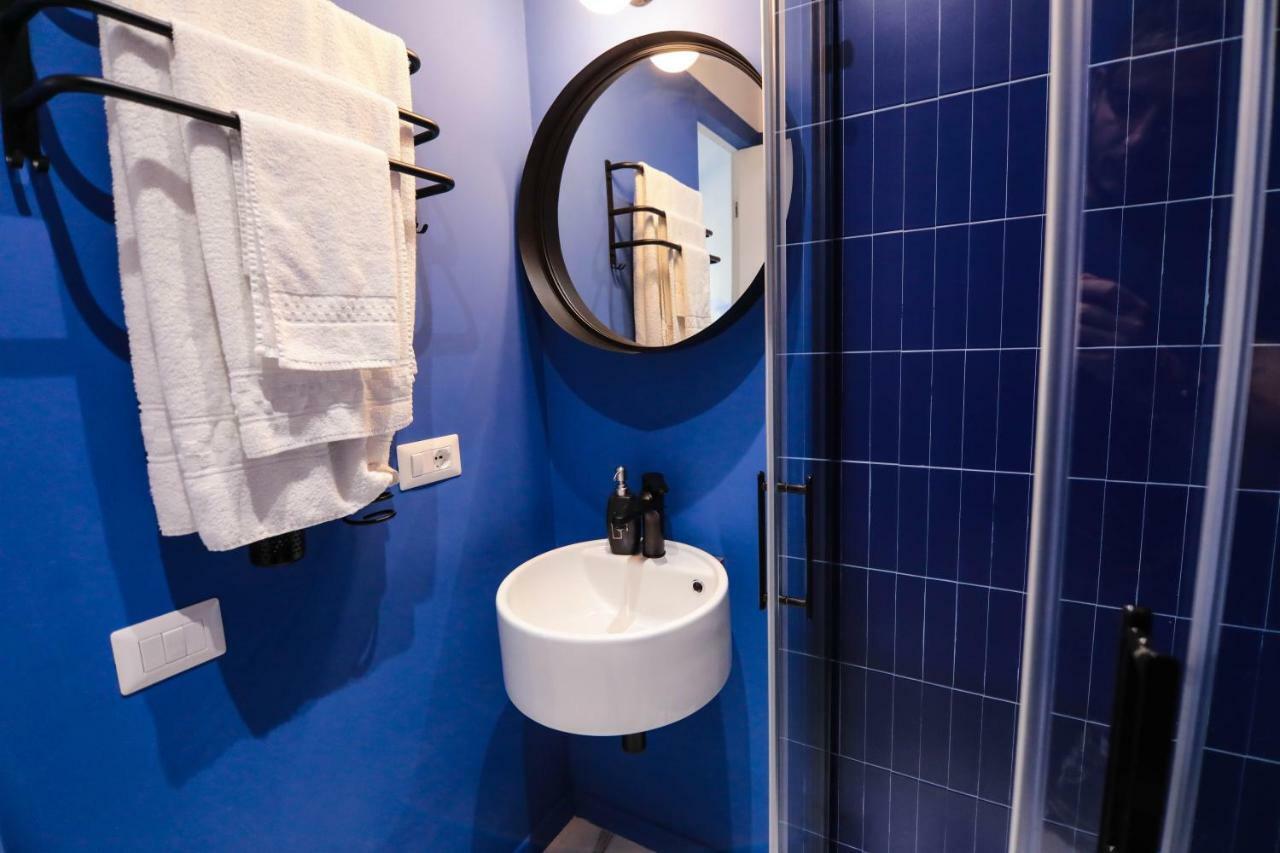 Single Room Private Bathroom