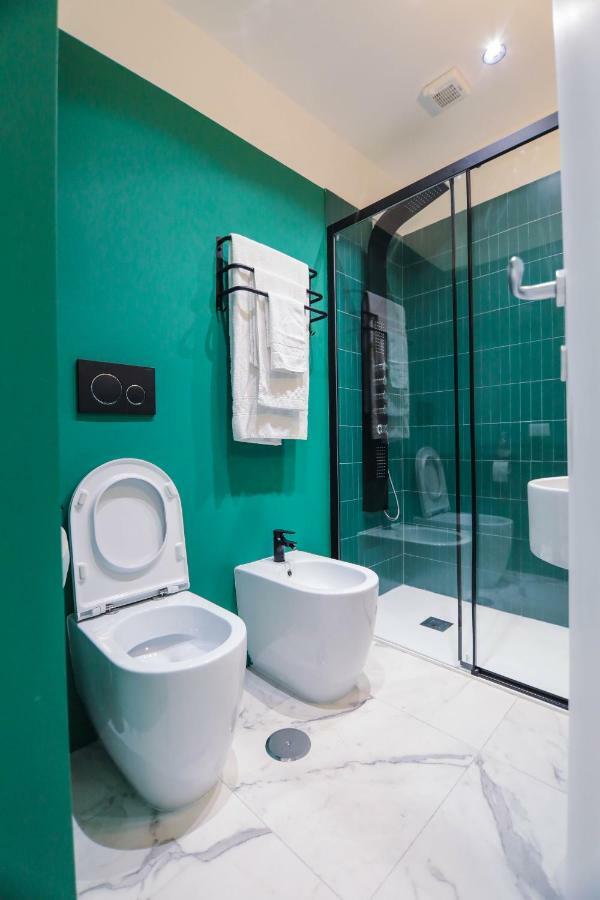 Double Room Private Bathroom