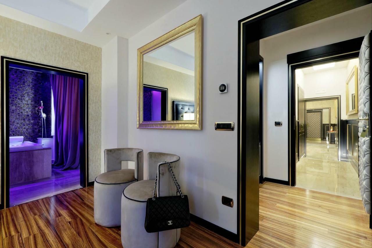King Suite Spa Bath