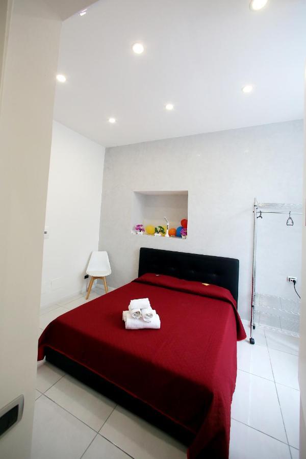 Deluxe Double Room Shower