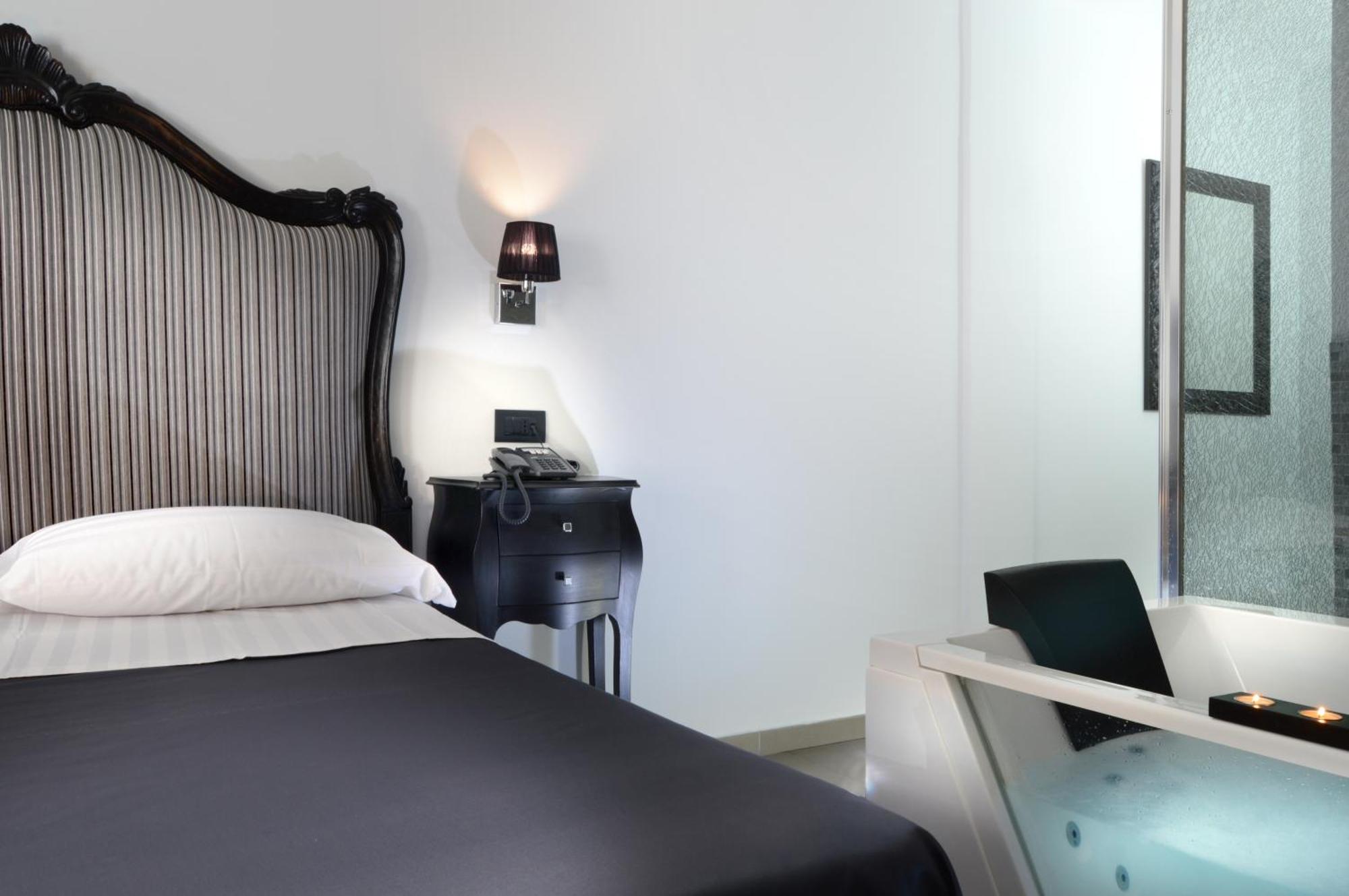 Suite Spa Bath