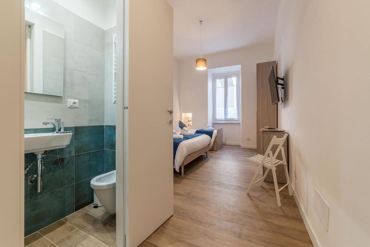 Comfort Triple Room