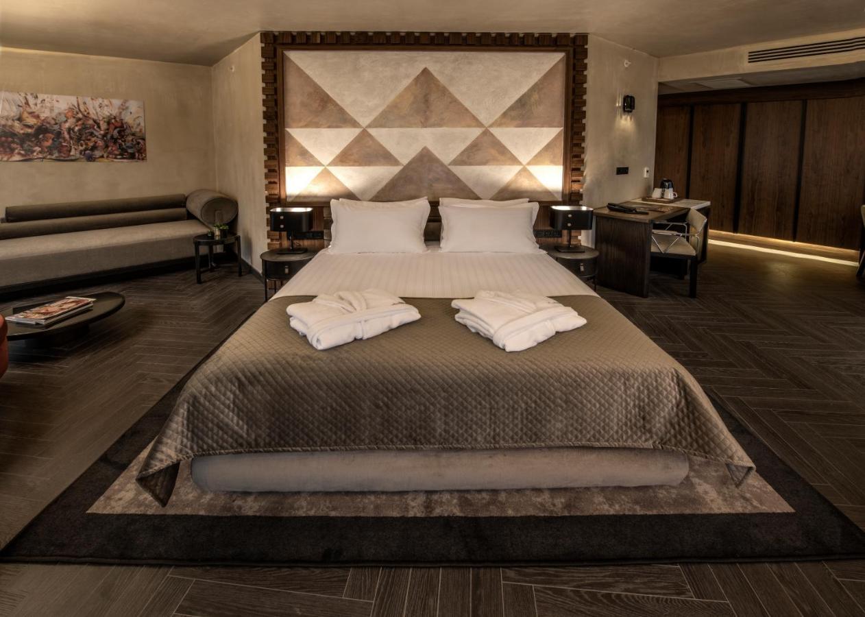 Junior Suite with Balcony