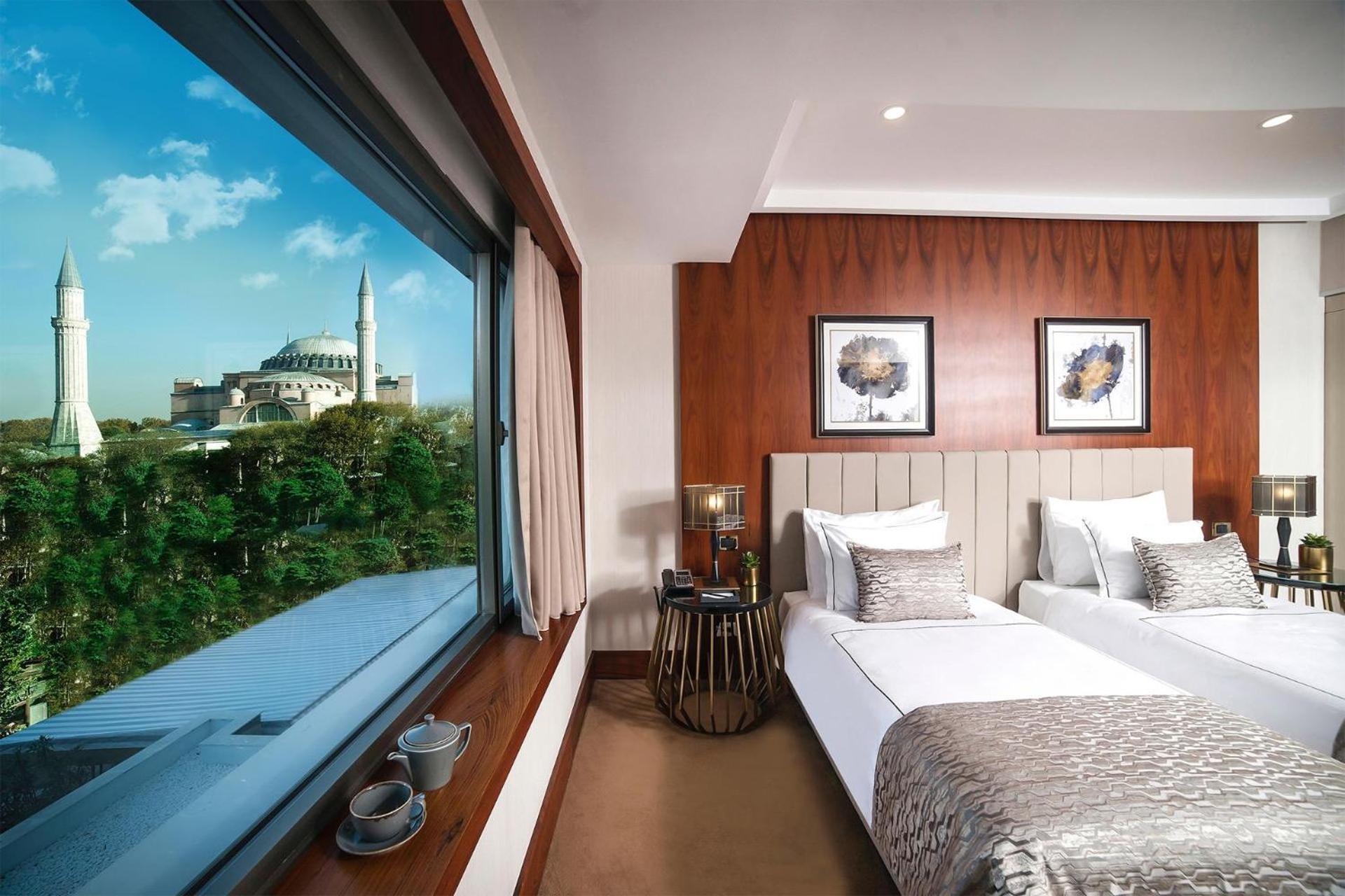 Superior City View Room