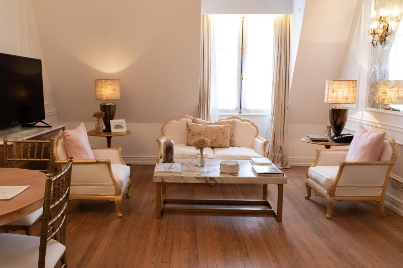 La Mansion Two-Bedroom Suite
