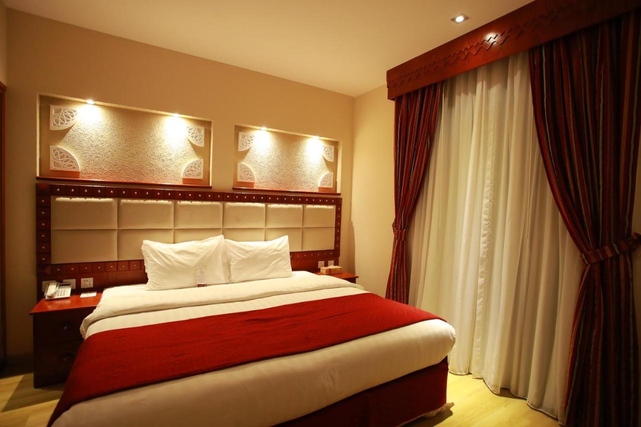 Deluxe Two-Bedroom Apartment