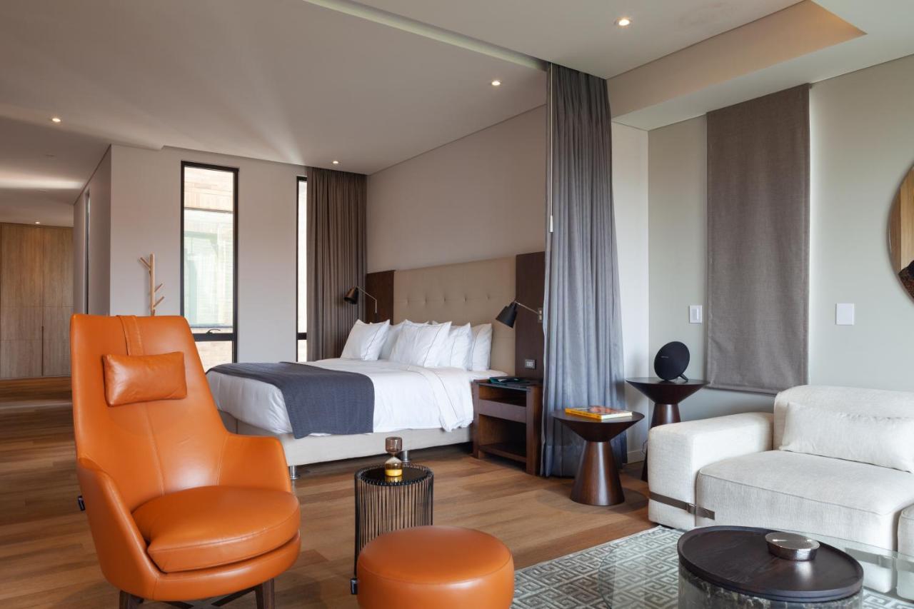Deluxe Penthouse Apartment