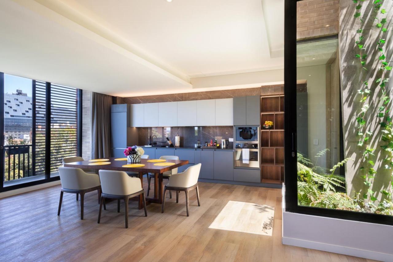 Deluxe Penthouse Apartment