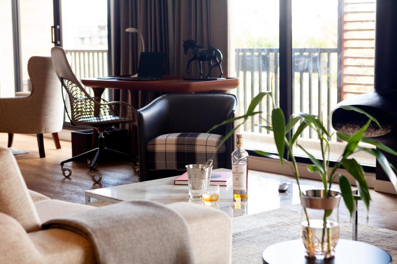 Deluxe Penthouse Apartment