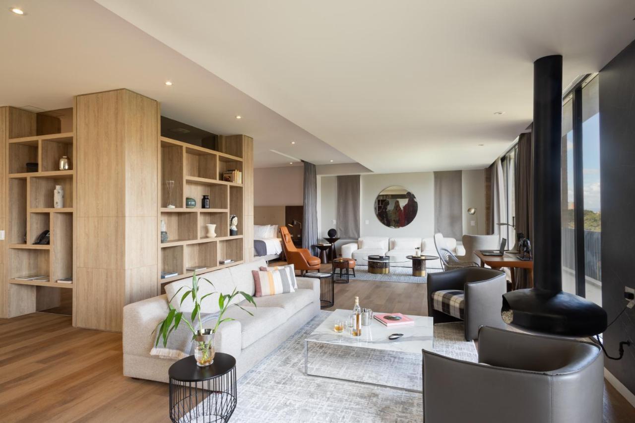 Deluxe Penthouse Apartment