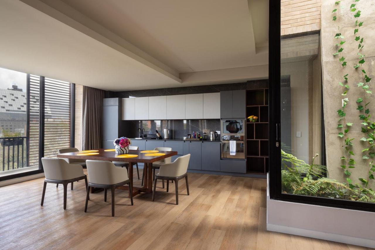 Deluxe Penthouse Apartment