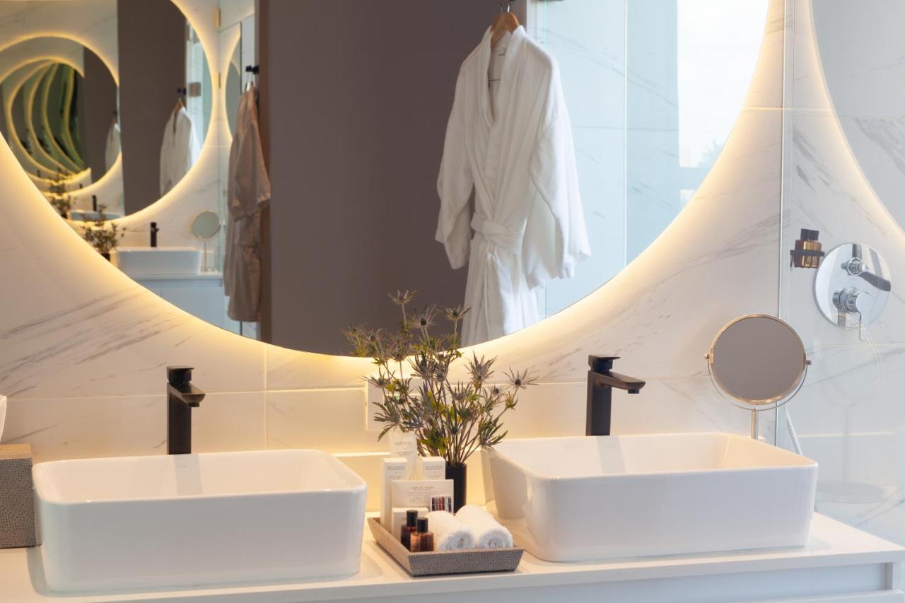 Deluxe Penthouse Apartment