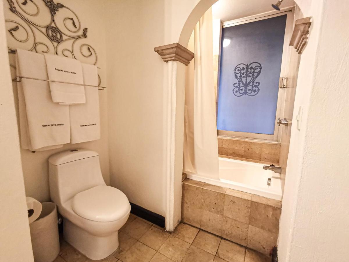 Standard Double Suite