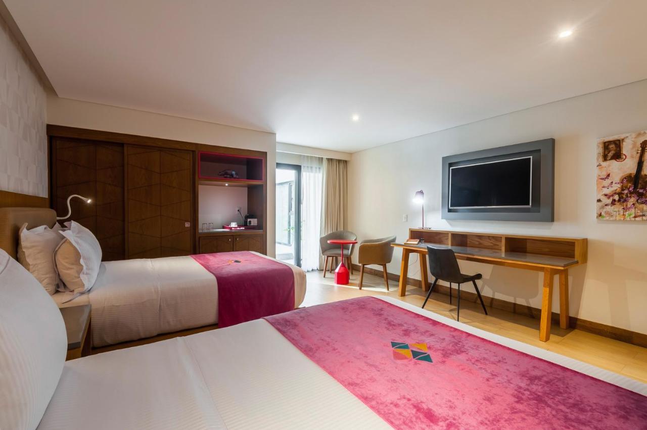 Standard Double Suite
