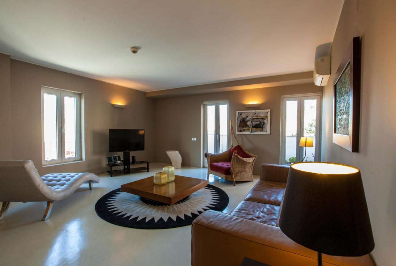 Two-Bedroom Apartment Panoramic View