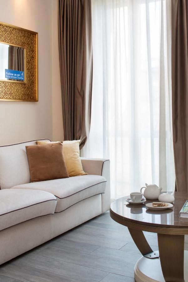 One-Bedroom Apartment Balcony City View