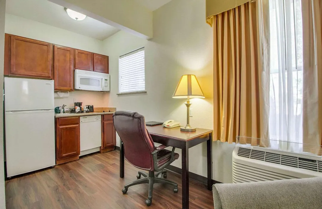 Mainstay Suites Texas Medical Center-Reliant Park-1