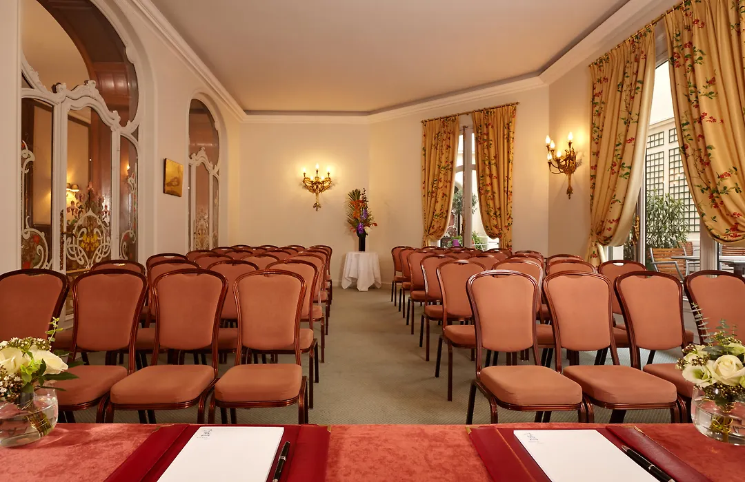 Hotel Regina Louvre-1