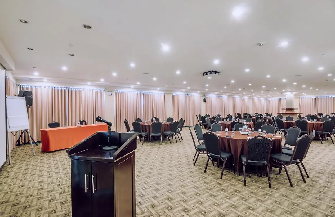 Hotel Nobility-1