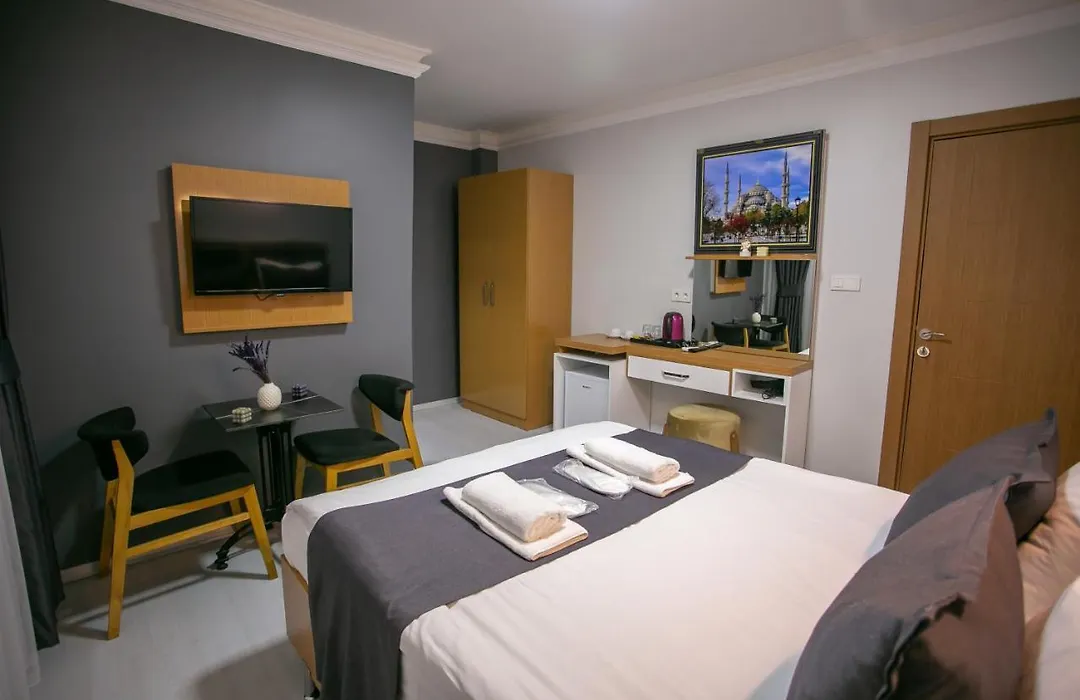 Blau Gruen Istanbul Otel-1