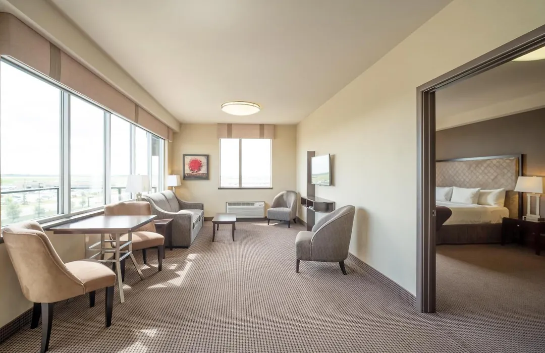 Acclaim Hotel By Clique-1