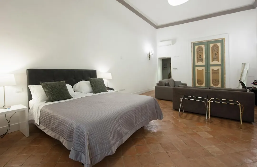 Santa Chiara Boutique Hotel-1